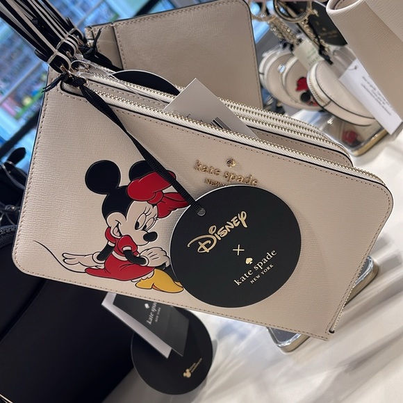 Kate Spade Disney X Kate Spade New York Minnie Medium L-Zip Wristlet
Parchment - Picture 9 of 16
